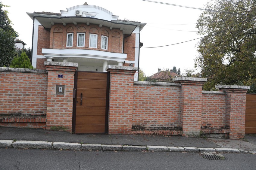 Vila Gorana Bregovića na Senjaku 