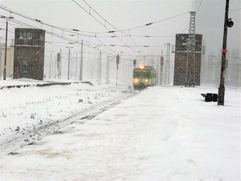 Paraliż na kolei. Rozkłady nie obowiązują