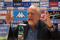 Prezydent klubu Arkadiusza Milika i Piotra Zielińskiego ma koronawirusa