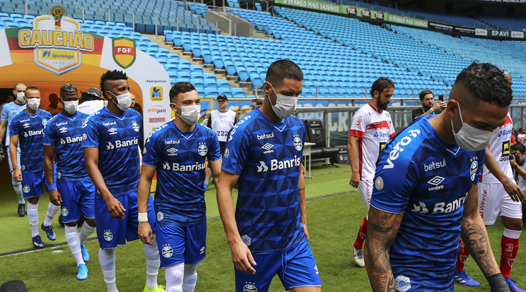 A Gremio játékosai így tiltakoztak az ellen, hogy futballozniuk kellett /Fotó: Getty Images