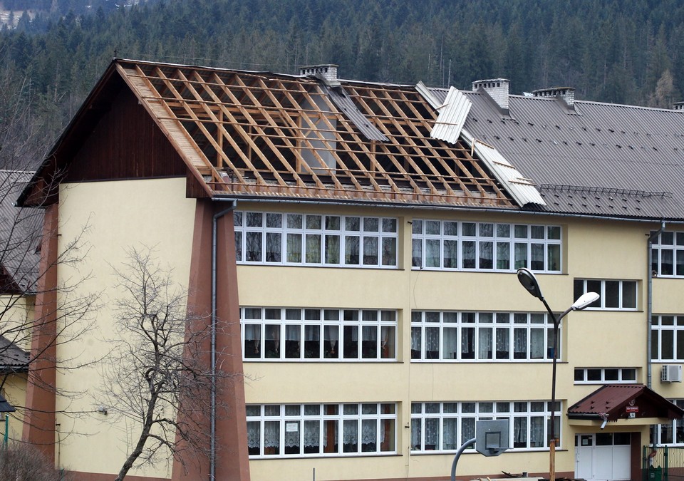 Powalone drzewa, zniszczone domy. Wielkie sprzątanie w Zakopanem