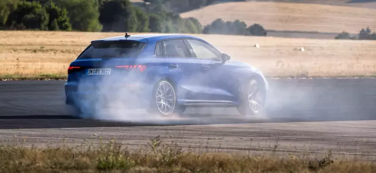 Audi RS3 Performance Edition powstanie tylko w 300 egzemplarzach. Pojedzie nawet 300 km/h!