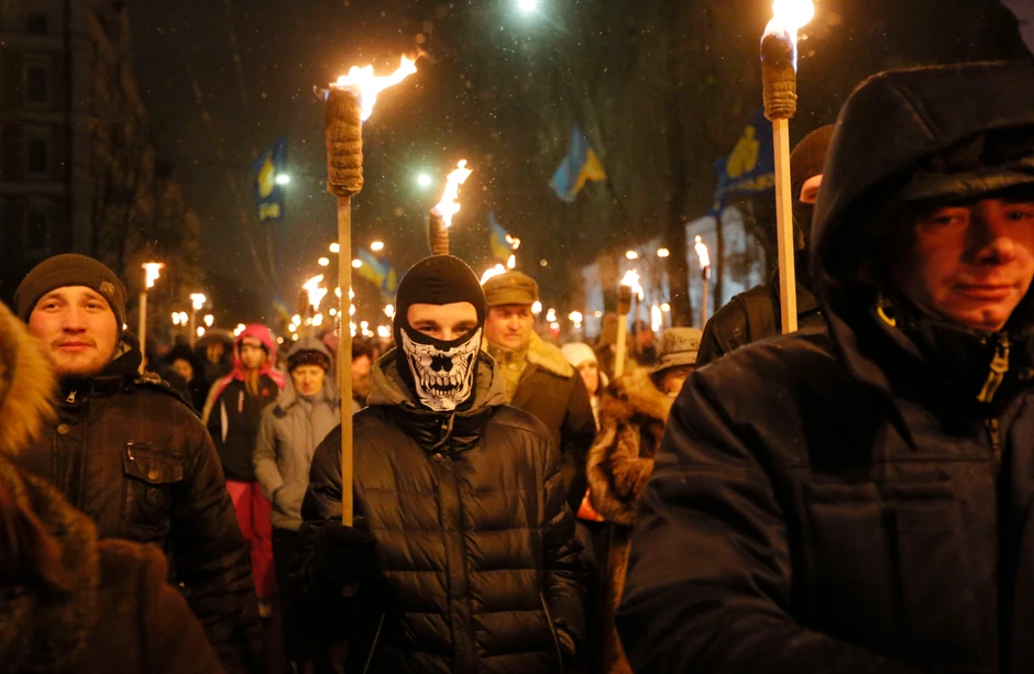 Pripadnici ekstremne desnice na ulicama Kijeva 2016, povodom godišnjice rođenja šefa ukrajinskih nacionalista Stepana Bandere