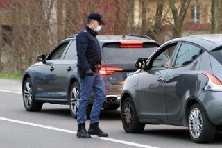 W Brukseli spotkanie o koronawirusie. KE nie widzi powodów, by zawieszać Schengen