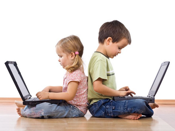 Coraz młodsze dzieci na portalach społecznościowych