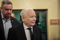 Jarosław Kaczyński trafił do szpitala. Rzecznik PiS potwierdza