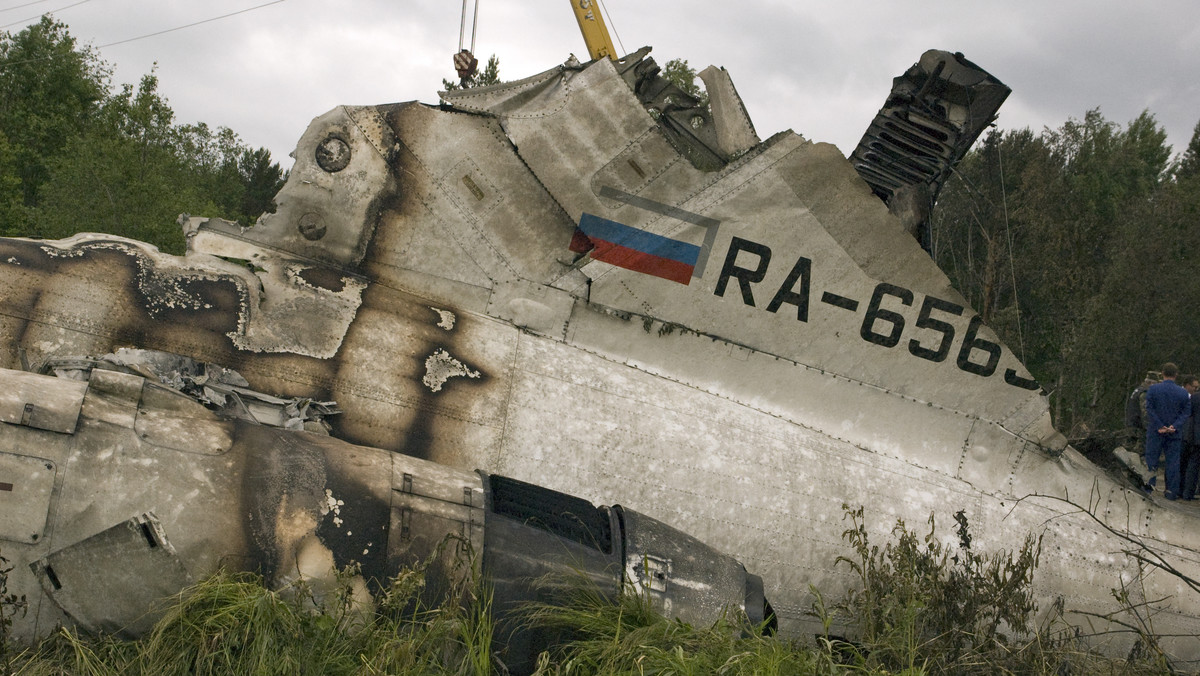 Rok po katastrofie w Smoleńsku, w Rosji doszło do podobnego wypadku Tu-134 [Historia]