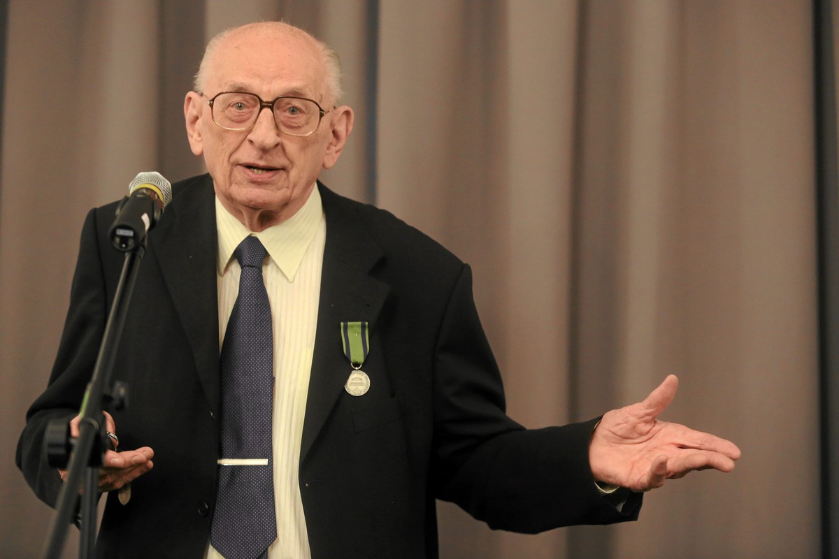 Władysław Bartoszewski