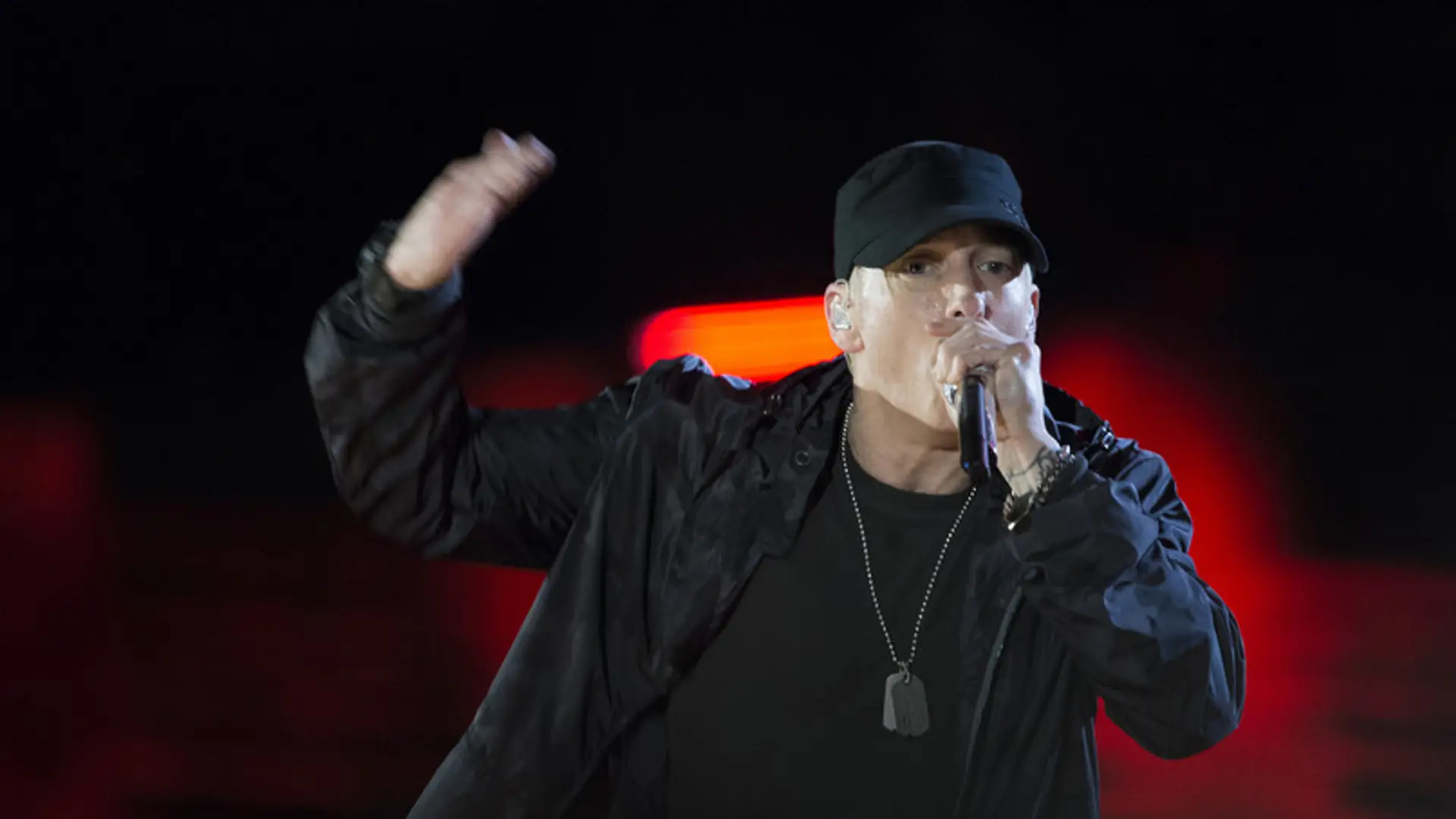 Eminem dissuje Machine Gun Kelly'ego! "Killshot" zgniata rywala i może pobić rekord