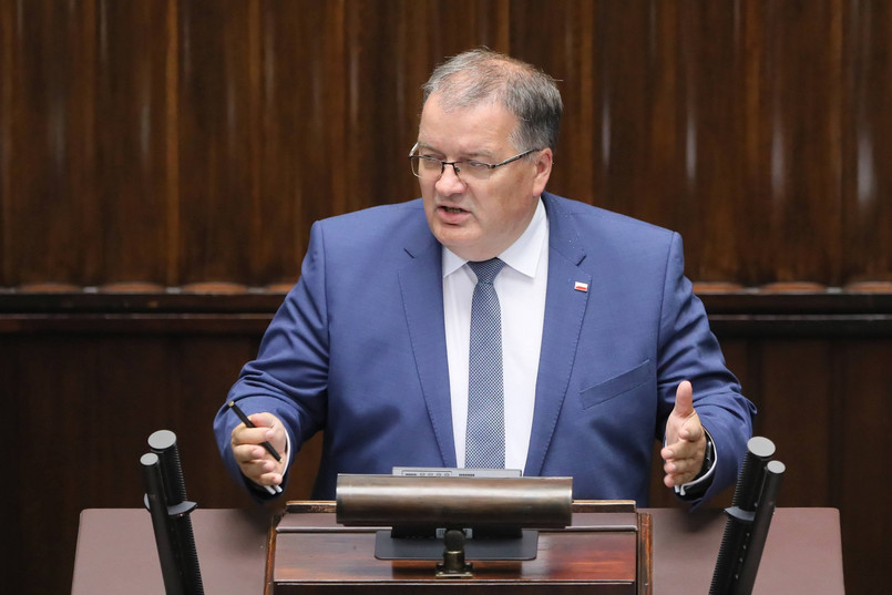 Prezydencki minister Andrzej Dera i jego współpracownicy objęci kwarantanną