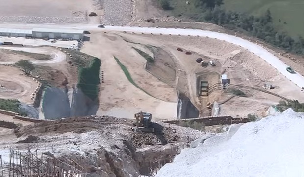 Hidroelektrana-Dabar-foto-RTRS-vijesti-youtube-screenshot-8-872x610