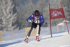 Andrzej Duda szalał na nartach. W bardzo szczytnym celu. Prezydent pomógł pobić rekord w maratonie narciarskim