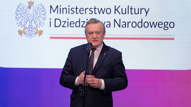 Ministerstwo Kultury przyznało dotacje na czytelnictwo. "Od kilku lat idą na imprezy katolickie"