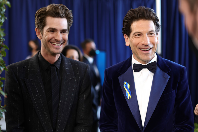 Andrew Garfield i Jon Bernthal