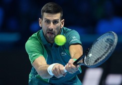 ATP Finals. Djokovic nie miał lekko. Rune wysoko zawiesił poprzeczkę