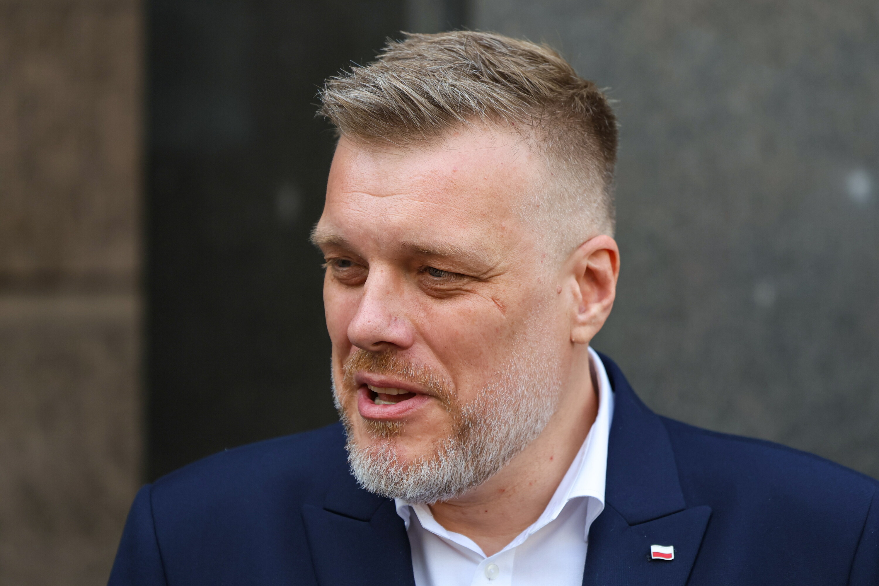 Zandberg apeluje do Nawrockiego o weto dla REIT-ów