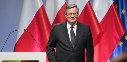 Komorowski traci poparcie. Jarubas z 2 proc. Kto zyskuje?