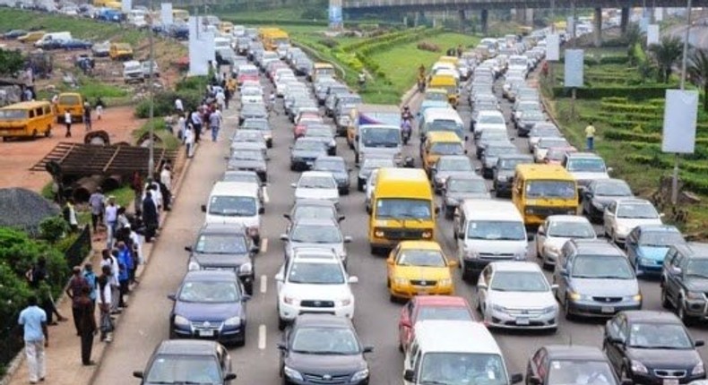 Traffic in Lagos (Dilytrust)