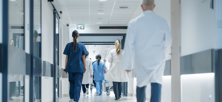 Pięć pielęgniarek z jednego oddziału z guzem mózgu. Wszczęto dochodzenie