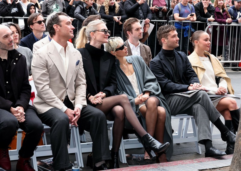 Jude Law z rodziną podczas odsłonięcia gwiazdy na Hollywood Walk of Fame