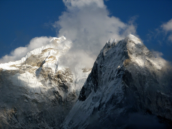 Szerpowie, życie z widokiem na Everest