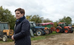 Nowy konflikt rządu PiS z Brukselą? Unia bierze się za kontrowersyjną ustawę o ziemi