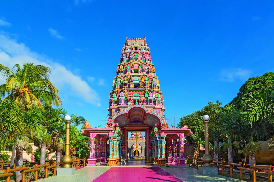 Mauritius. Hinduska świątynia Kalaisson w Port Louis to cel większości wycieczek na wyspie.