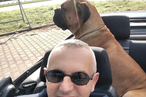 Ljubavnica našeg pevača (57) se pokajala zbog veze sa njim, a on hteo da je OŽENI: "Izvukli su najgore iz mene, ja nisam takva osoba"