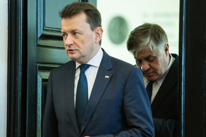 Minister Błaszczak: "Nie było żadnego wielkiego chaosu, budżet państwa został uchwalony zgodnie z prawem"