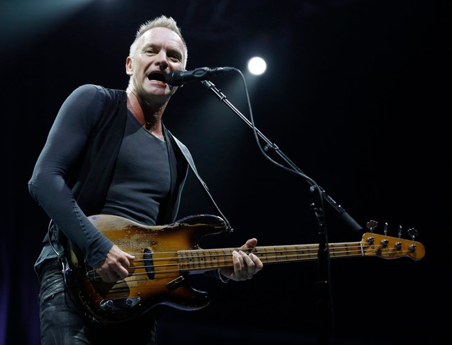 6. Sting – 290 mln dolarów