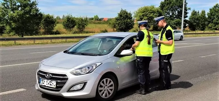 Jeździsz na zderzaku? Policyjne kontrole nie są fikcją