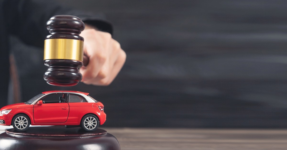 Fiskus wystawia samochody na licytację! Zobacz, jakie auta możesz kupić w Warszawie i na Mazowszu już od listopada 2025 r.