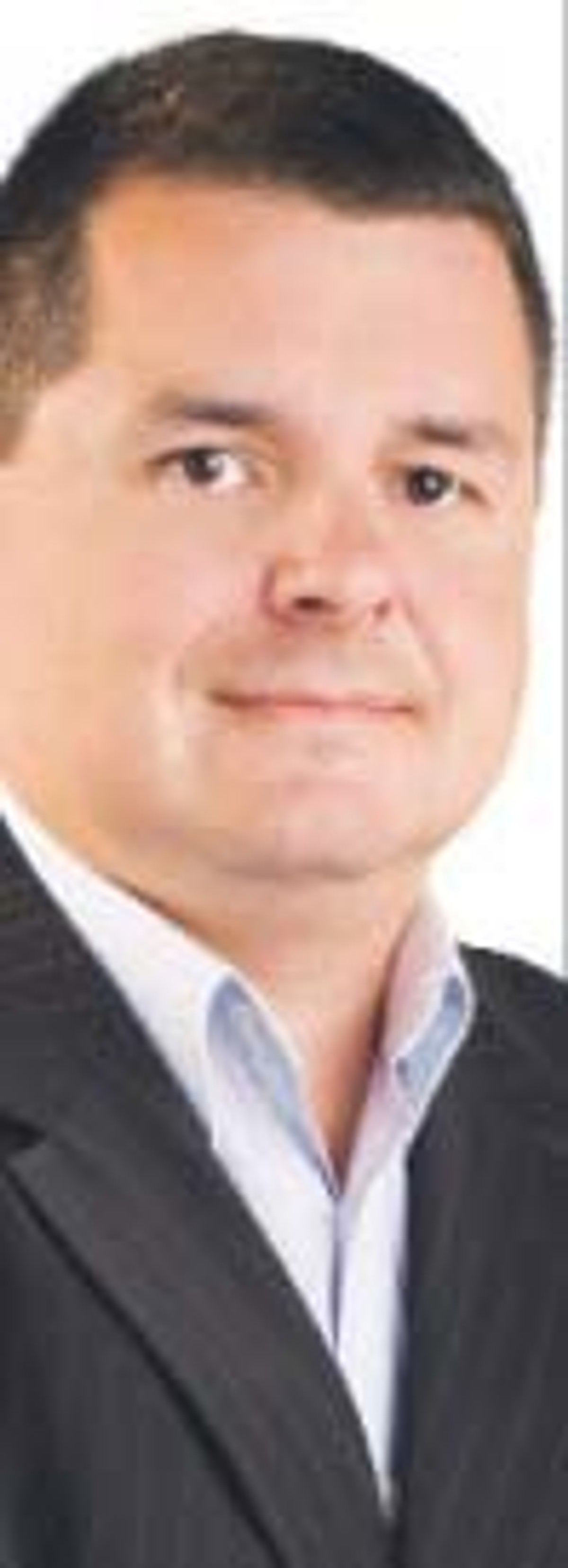 Piotr Stępniewski, prezes zarządu eSKY.pl, systemu internetowej sprzedaży biletów lotniczych