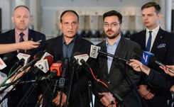 Kukiz'15 chce, aby posłowie też przechodzili w 'stan spoczynku' w wieku 65 lat