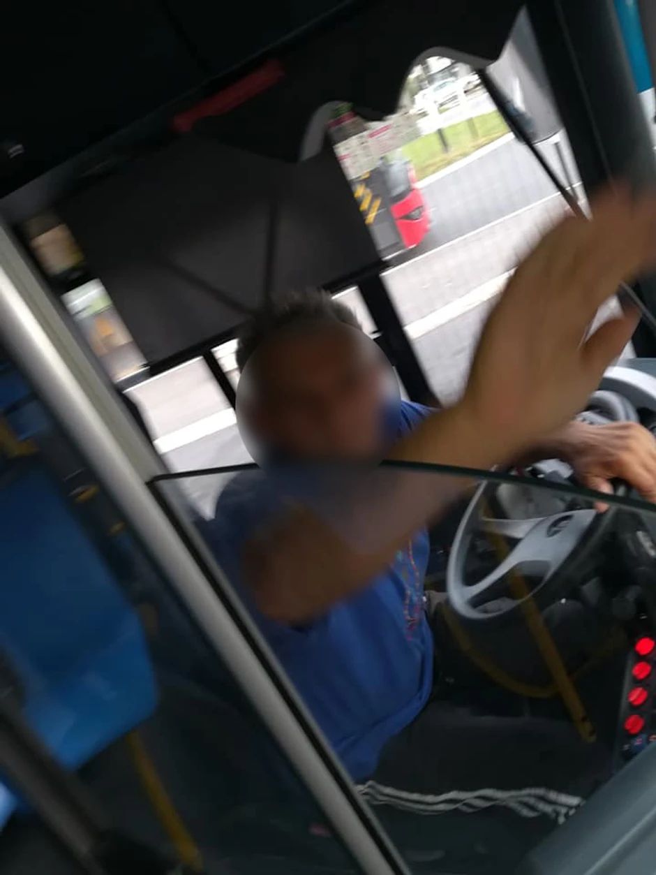 Vozač nije želeo da pomogne da se spusti rampa