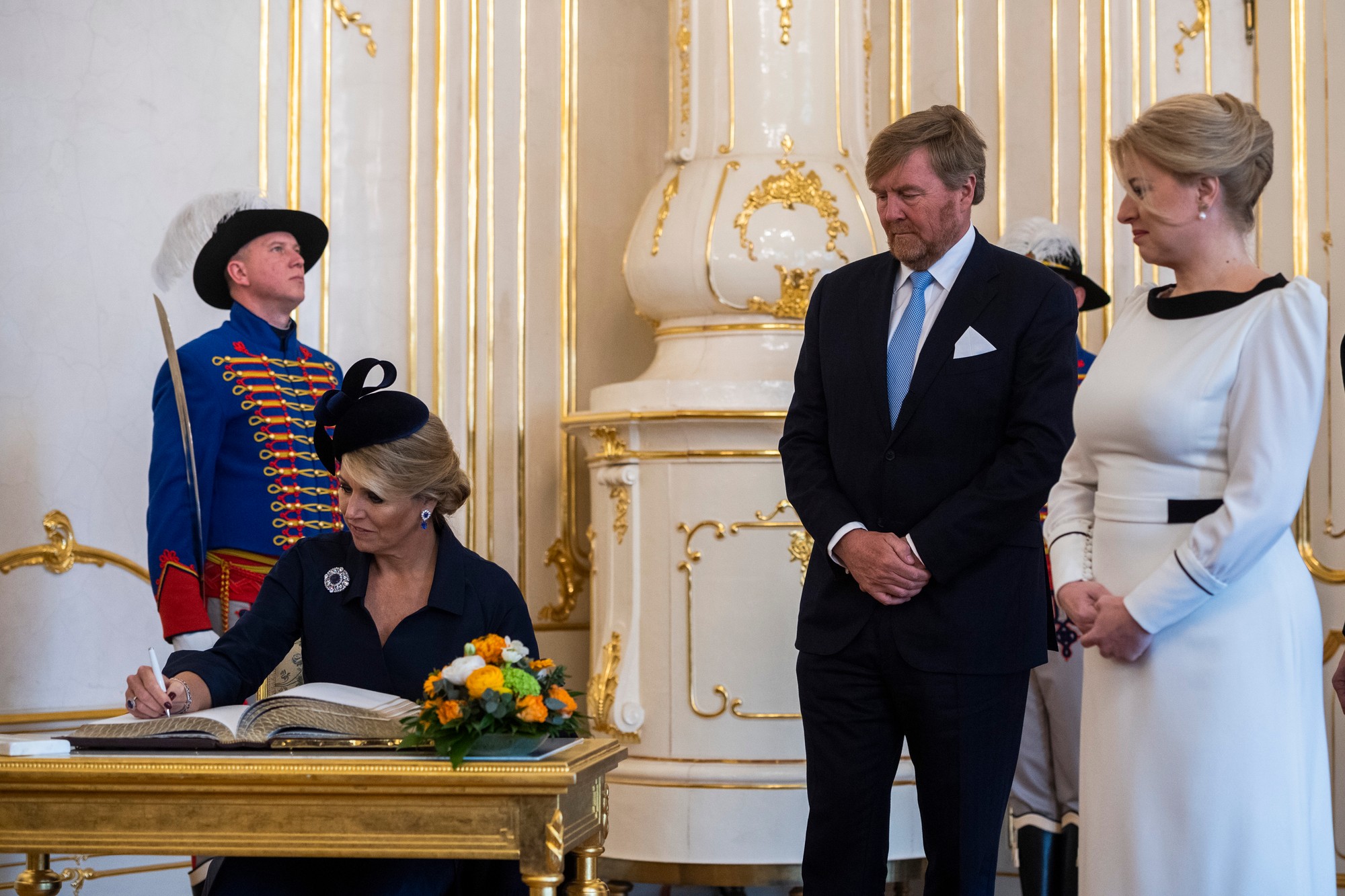 Prezidentka SR Zuzana Čaputová privítala na Slovensku holandského kráľa Viliama Alexandra s kráľovnou Maximou.