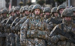 Ten mały kraj zbroi się po zęby przed Rosją. Bierze przykład z Polski