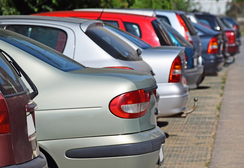 W części przypadków parkingi, choć znajdują się obok szpitala, są własnością i są prowadzone przez przedsiębiorców w ramach ich działalności gospodarczej.