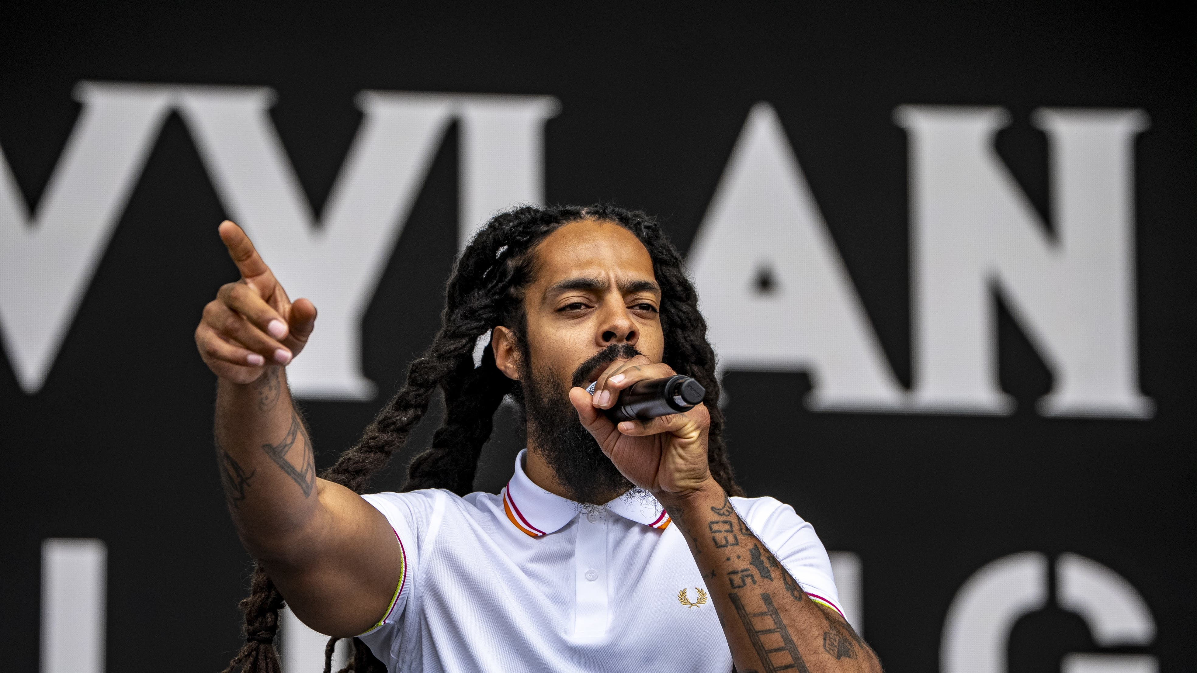 Rapper avoids charges over 'death to IDF' chants at Glastonbury despite outcry