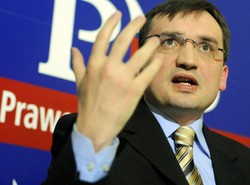 Były szef ABW radzi Ziobrze, co zrobić ze Schetyną