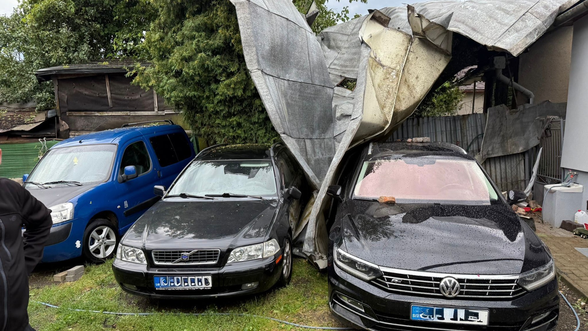 Škody po búrkovej smršti, ktorá sa prehnala Slovenskom 7.júla 2025