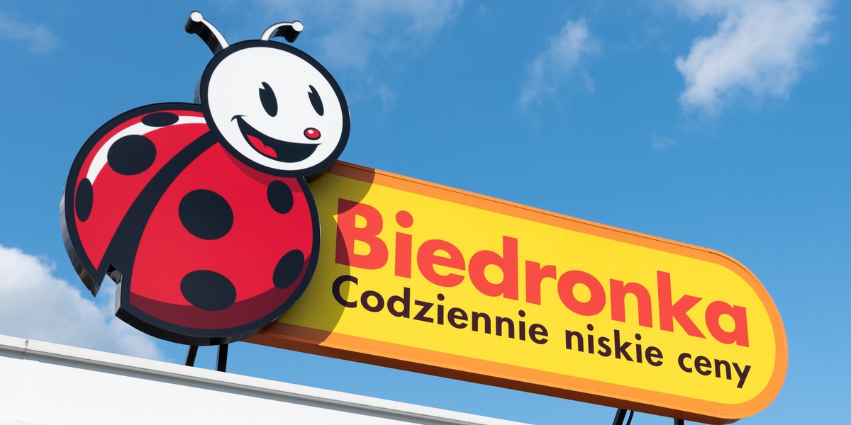 Biedronka rozszerza ofertę sprzedaży online