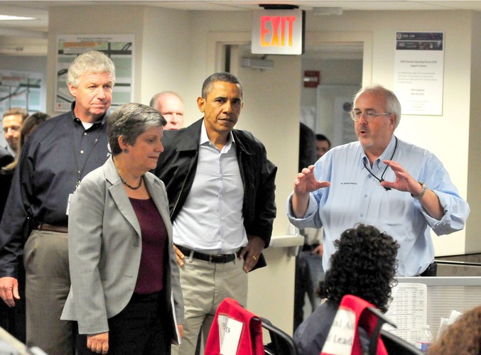 Prezydent Barack Obama w centrum kryzysowym