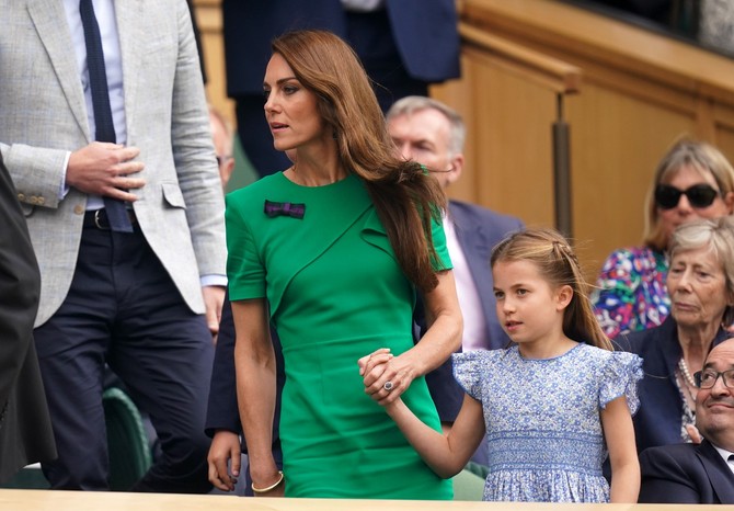 Princeza Šarlot prvi put na Vimbldonu sa majkom