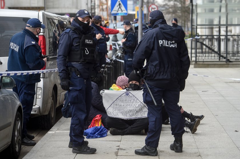 Protesty przeciwko ustawie "Tak dla rodziny, nie dla gender"