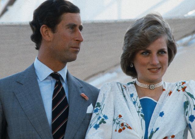 Diana hercegnő élete legszexibb ruhájában leckéztette meg Károly herceget, miután az bejelentette hűtlenségét