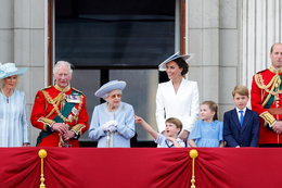 Ile zarabia brytyjska rodzina królewska? Najbogatszy jest książę Karol