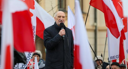 Macierewicz ostro na wiecu PiS. Krzyczał o zamordowaniu prezydenta