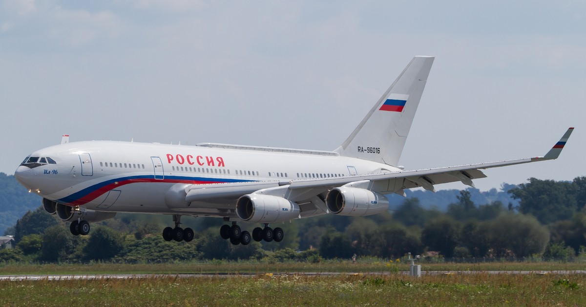 Bułgaria gotowa przepuścić samolot Putina na szczyt w Budapeszcie z Donaldem Trumpem