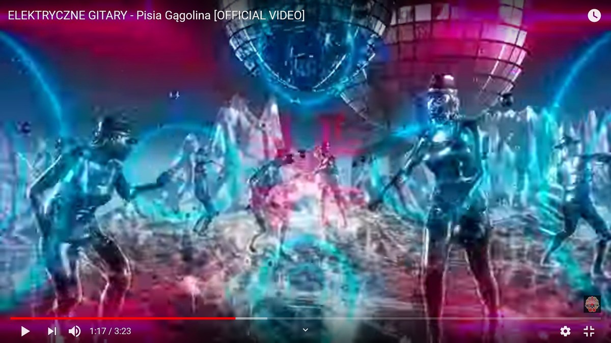 Kadr z teledysku "Pisia Gągolina"